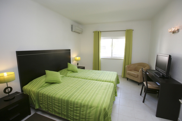Imagen de la habitación del Resort Vale Do Lobo Algarve. Foto 10