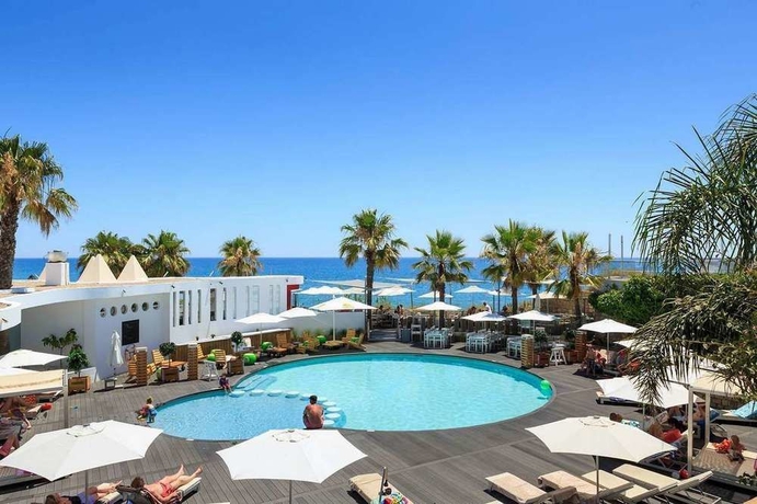 Imagen de la piscina del Resort Vale Do Lobo Algarve. Foto 14