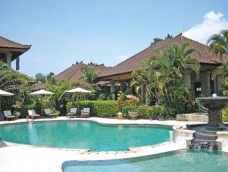 Imagen de la piscina del Resort Vision Villas. Foto 10