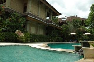 Imagen de la piscina del Resort Vision Villas. Foto 11
