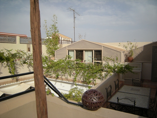Imagen de los exteriores del Riad 5 sens. Foto 5