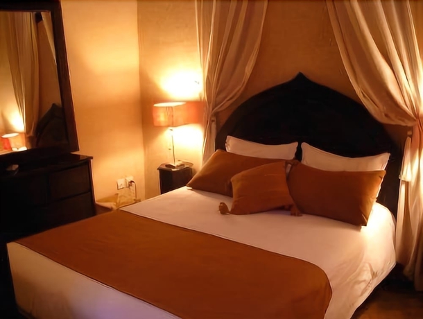Imagen de la habitación del Riad Aderbaz. Foto 10