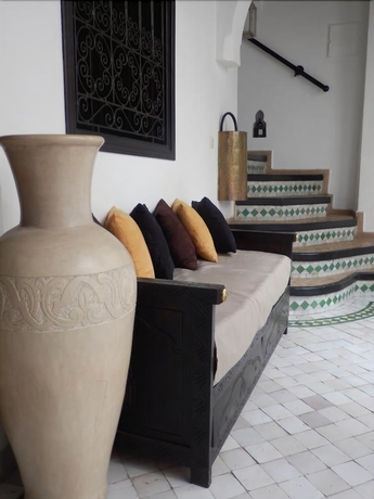 Imagen de los interiores del Riad Ain Marrakech. Foto 19