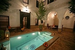 Imagen de la piscina del Riad Al Andaluz. Foto 8