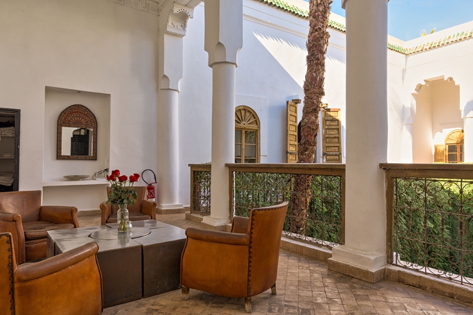 Imagen de los exteriores del Riad Al Assala Medina. Foto 13