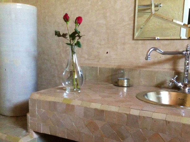 Imagen de la habitación del Riad Al Assala Medina. Foto 4