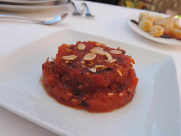 Imagen del bar/restaurante del Riad Al Badia. Foto 5