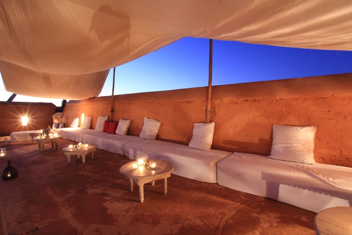 Imagen de los exteriores del Riad Al Jazira. Foto 10