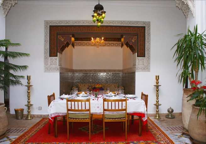 Imagen del bar/restaurante del Riad Al Kadar. Foto 4