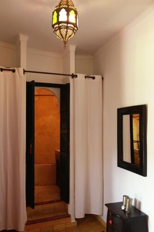 Imagen de la habitación del Riad Al Karama. Foto 12
