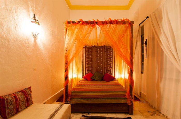 Imagen de la habitación del Riad Al Zahia. Foto 11