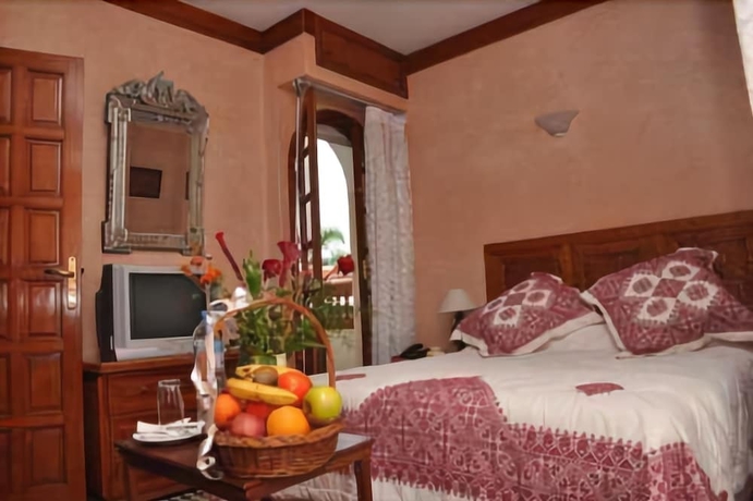 Imagen de la habitación del Riad Alhambra, El Harhoura. Foto 3