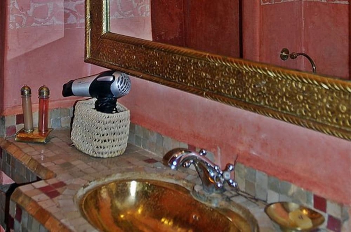 Imagen de la habitación del Riad Amiris. Foto 10