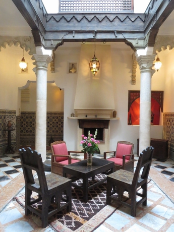 Imagen de los interiores del Riad Arous Chamel. Foto 19