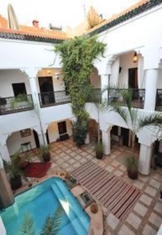 Imagen de la piscina del Riad Asna. Foto 17