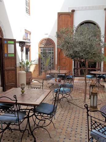 Imagen de los interiores del Riad Attarine. Foto 17