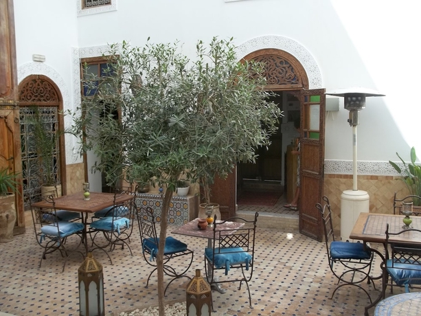 Imagen de los interiores del Riad Attarine. Foto 18