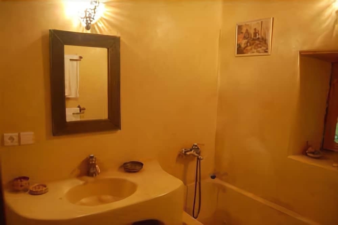 Imagen de la habitación del Riad Attarine. Foto 15