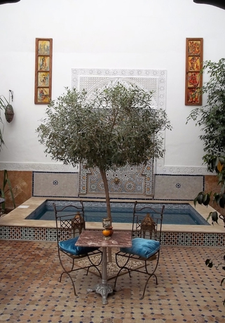 Imagen de la piscina del Riad Attarine. Foto 19