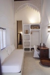 Imagen de los interiores del Riad Azahra. Foto 10