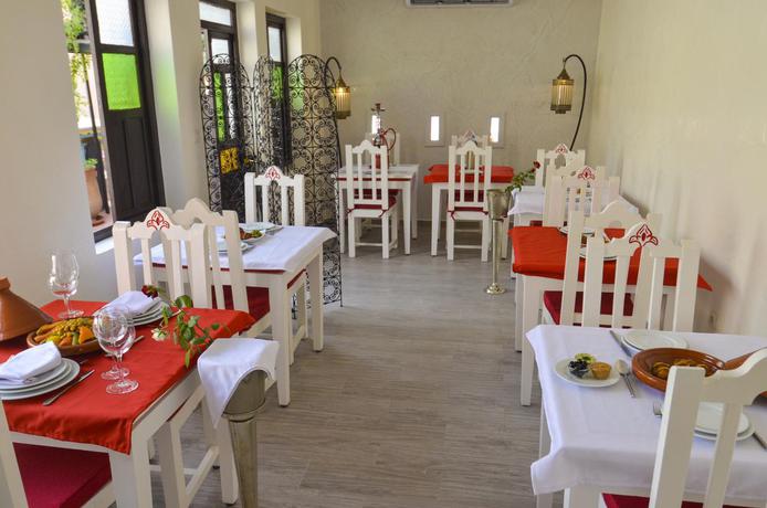 Imagen general del Riad Ben Tachfine. Foto 11