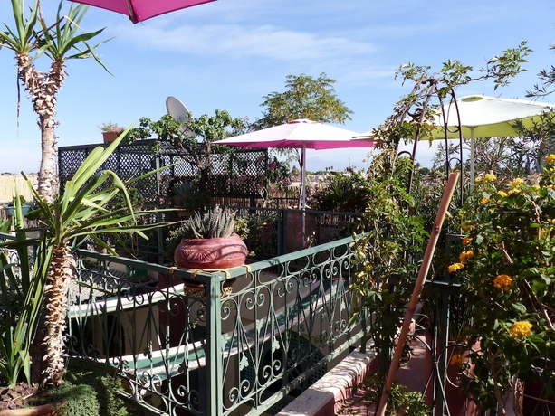 Imagen de los exteriores del Riad Cherihane. Foto 10