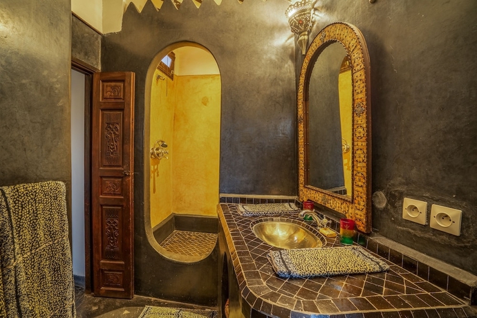 Imagen de la habitación del Riad Dar Alhambra. Foto 18