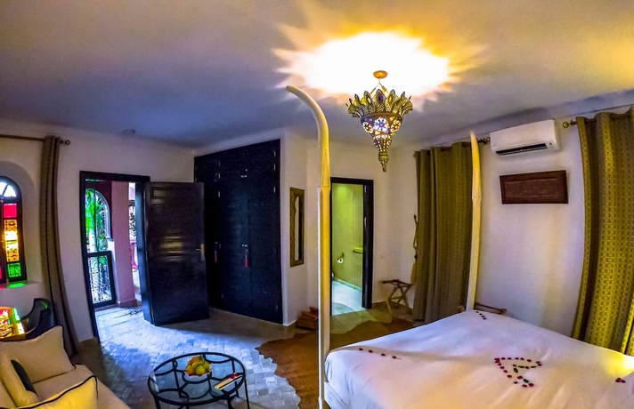 Imagen de la habitación del Riad Dar Anika. Foto 19