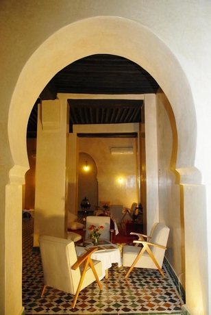 Imagen de los interiores del Riad Dar Bensouda. Foto 12