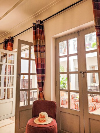 Imagen de los interiores del Riad Dar Chadia. Foto 15