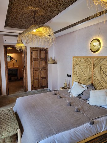 Imagen de la habitación del Riad Dar Chadia. Foto 10