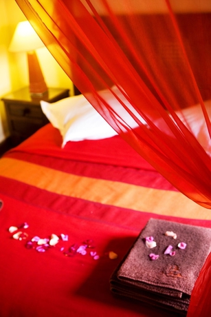 Imagen de la habitación del Riad Dar Dialkoum. Foto 9