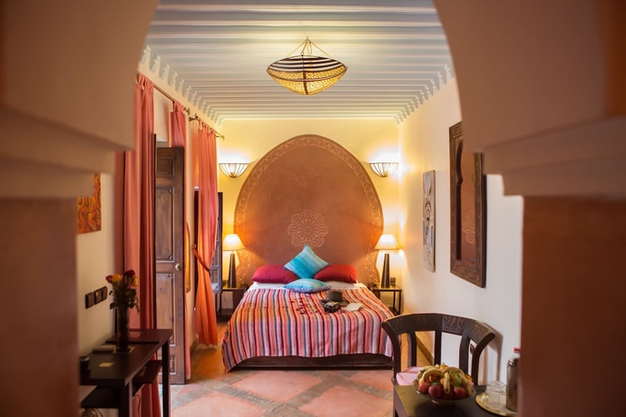 Imagen de la habitación del Riad Dar Dialkoum. Foto 14
