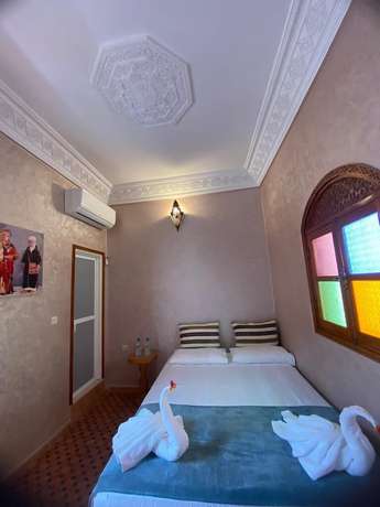 Imagen de la habitación del Riad Dar Dikrayat. Foto 7