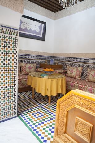 Imagen del bar/restaurante del Riad Dar D'or Fes. Foto 1