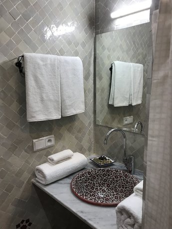 Imagen de la habitación del Riad Dar D'or Fes. Foto 4