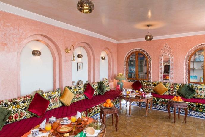 Imagen del bar/restaurante del Riad Dar El Kébira. Foto 3