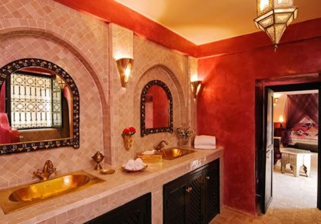 Imagen de la habitación del Riad Dar El Souk. Foto 12