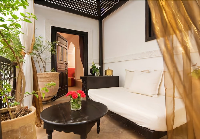 Imagen de la habitación del Riad Dar El Souk. Foto 13