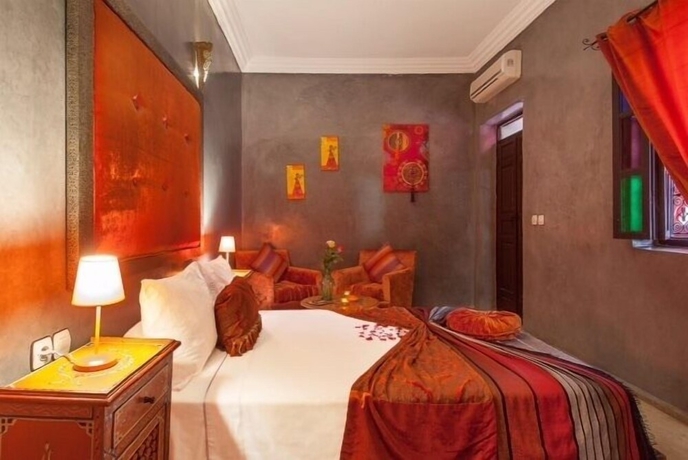 Imagen de la habitación del Riad Dar Kamar Zamane - Adults Only. Foto 4