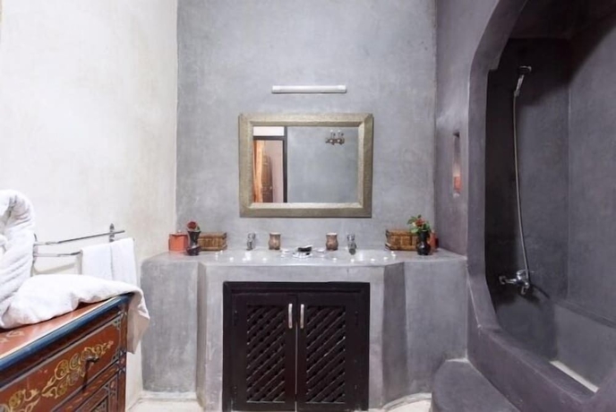 Imagen de la habitación del Riad Dar Kamar Zamane - Adults Only. Foto 5