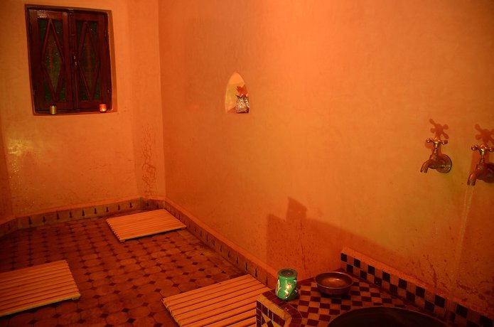 Imagen de los interiores del Riad Dar Leuleu. Foto 14