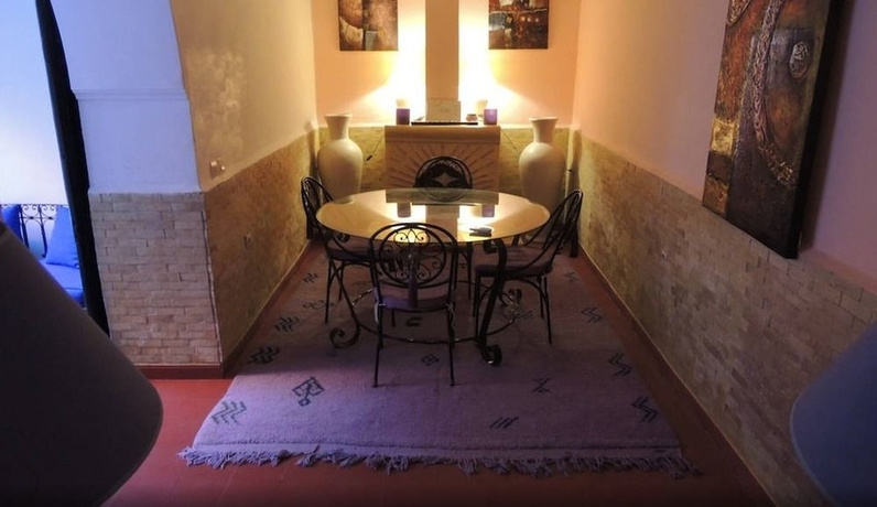 Imagen de los interiores del Riad Dar Lilas. Foto 11