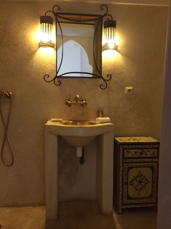 Imagen de la habitación del Riad Dar Nabila. Foto 2