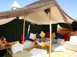 Imagen de los exteriores del Riad Dar Nael. Foto 5