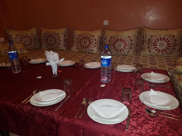 Imagen del bar/restaurante del Riad Dar Nakhla. Foto 6