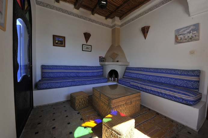 Imagen de los interiores del Riad Dar Rahaothello. Foto 16