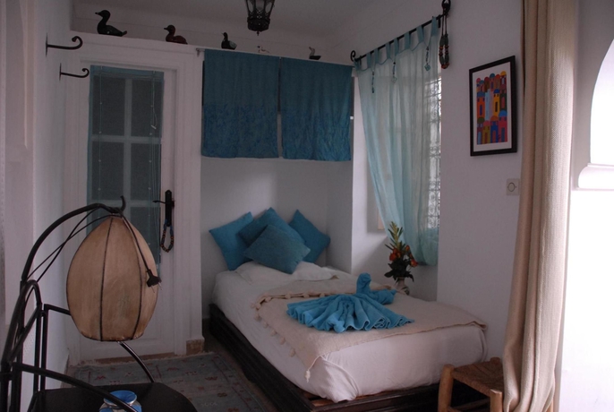 Imagen de los exteriores del Riad Dar Zemrane. Foto 7