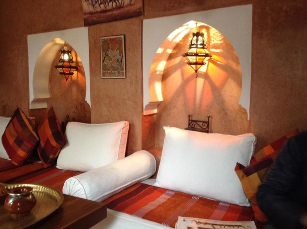 Imagen de los exteriores del Riad Dar Zemrane. Foto 9