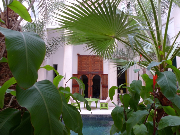 Imagen de la piscina del Riad Due. Foto 11